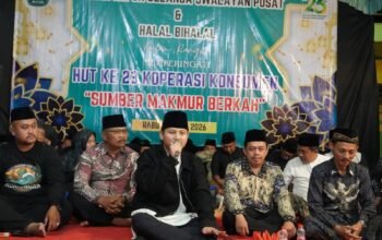 Bupati Trenggalek, Mochamad Nur Arifin, menegaskan bahwa penerapan WFH harus dihitung secara matang dan benar-benar memberikan dampak nyata