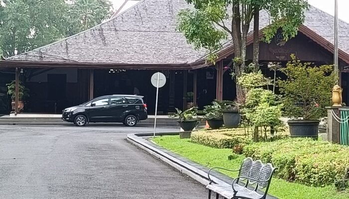 KPK Geledah Sejumlah Lokasi di Tulungagung, Dalami Kasus Pemerasan Pejabat