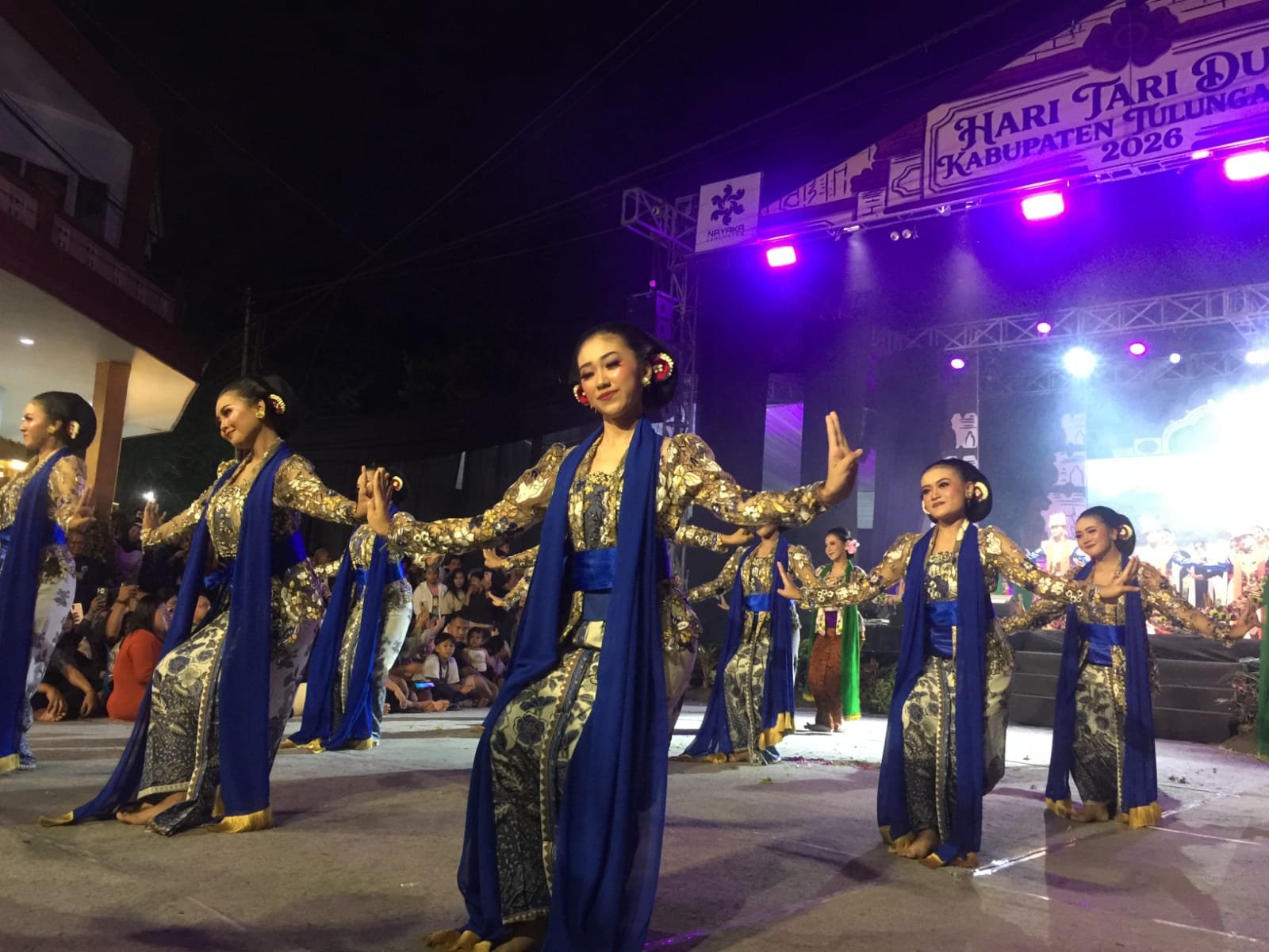 Tulungagung Rayakan Hari Tari Dunia dengan Parade dan Sendratari Spektakuler
