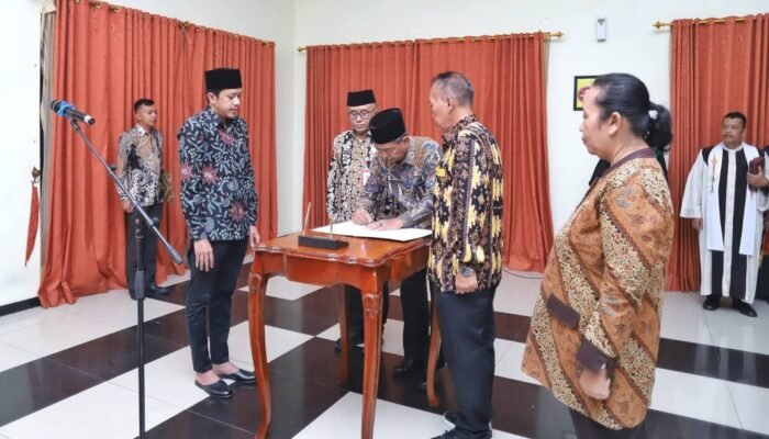 Rotasi Pejabat Pemkab Trenggalek, Camat Pule Diganti Usai Jadi Sorotan