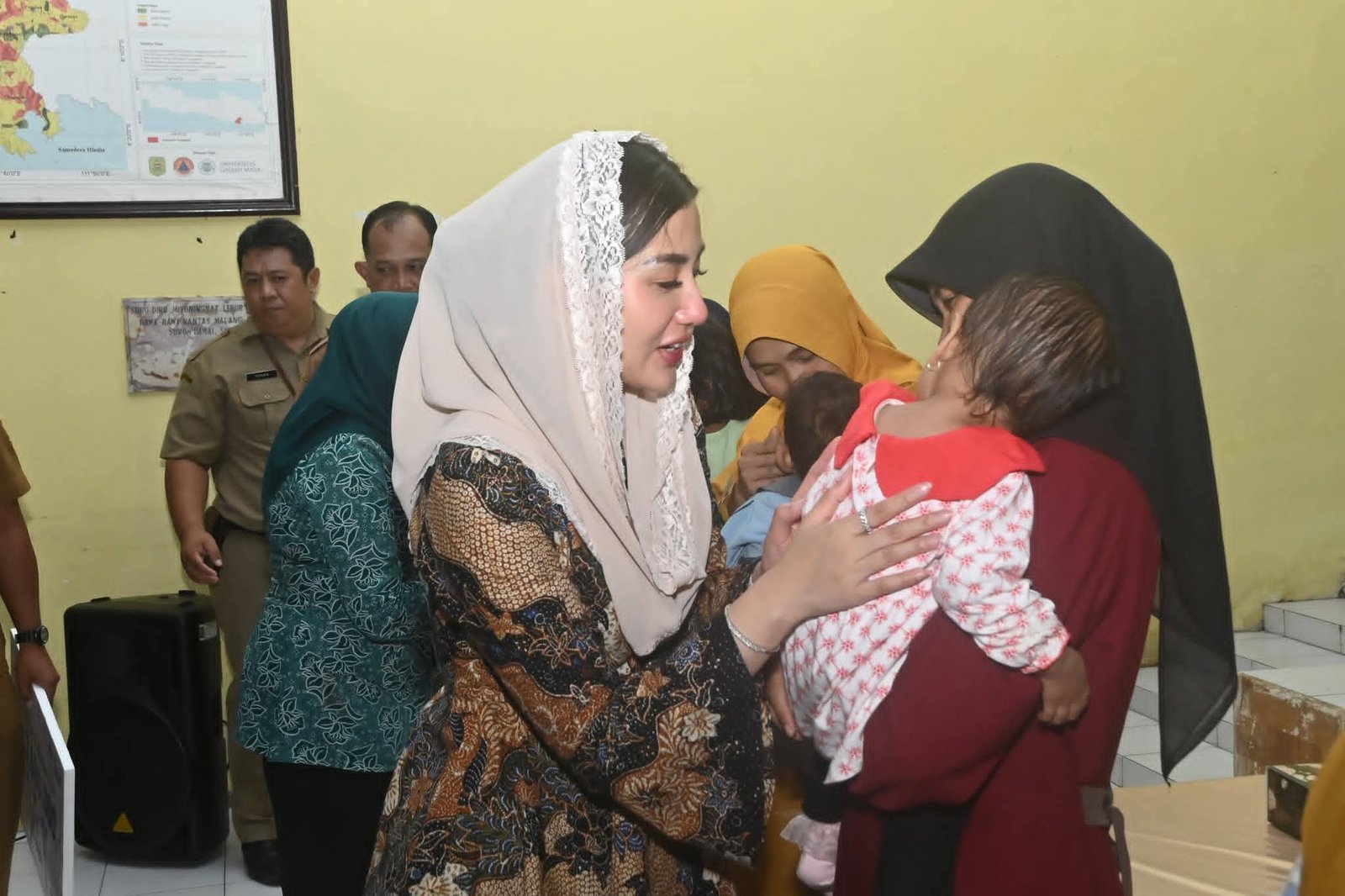Ketua Tim Penggerak PKK Kabupaten Trenggalek, Novita Hardini kembali menunjukkan komitmennya dalam membantu masyarakat