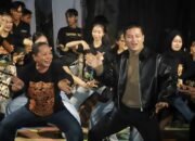 Bupati Trenggalek, Mochamad Nur Arifin, saat menyaksikan Pagelaran seni budaya Trenggalek Menari #5 bertajuk