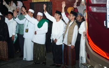 Pemerintah Kabupaten Trenggalek resmi memberangkatkan 451 Jamaah Calon Haji (JCH) tahun 2026