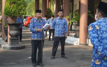 Sekretaris Daerah Kabupaten Trenggalek, Edy Soepriyanto, yang memimpin langsung upacara peringatan Harkitnas