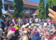 Ribuan Warga Trenggalek Kawal Program MBG, Sampaikan 3 Tuntutan ke DPRD
