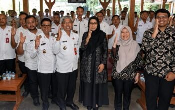 Pemerintahan Berbasis Elektronik (SPBE), integrasi data kini menjadi fokus utama untuk meningkatkan efisiensi kerja dan kualitas pelayanan publik