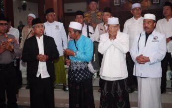 Sekda Edy Sambut Kepulangan 449 Jamaah Haji Trenggalek, Suasana Haru Warnai Pendopo