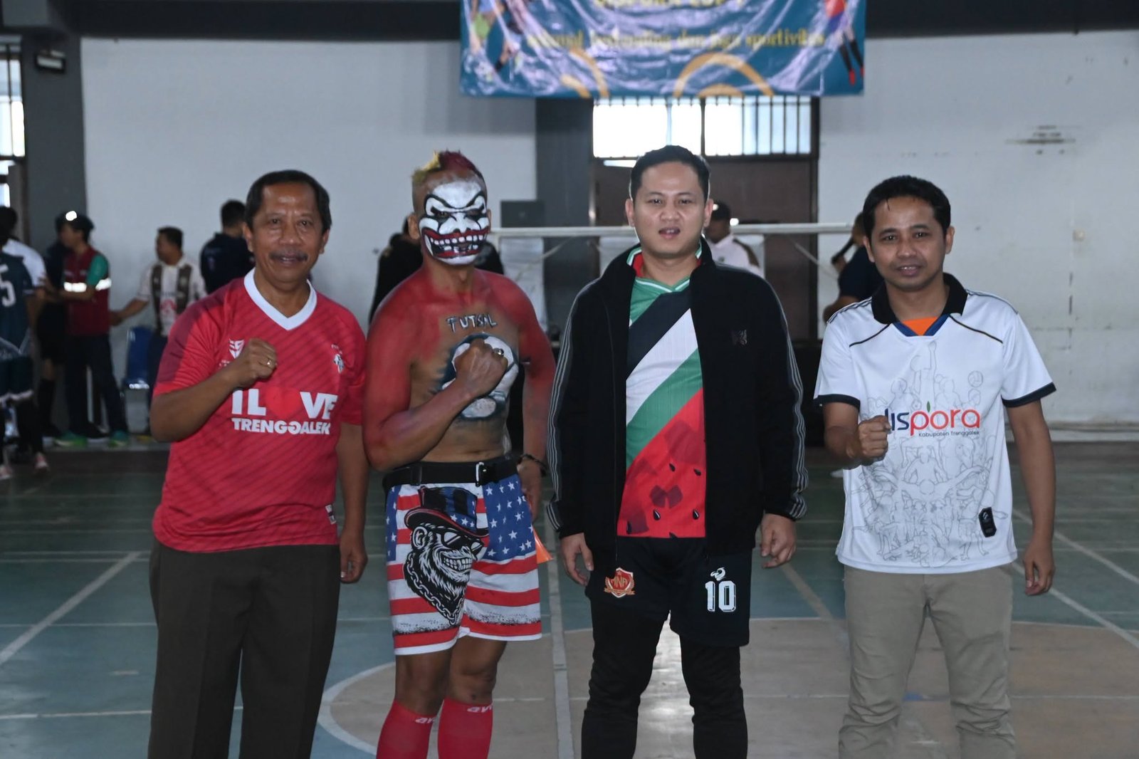 Penjabat Sekretaris Daerah Trenggalek, ST. Triadi Admono, resmi membuka Turnamen Futsal Dispora Cup I