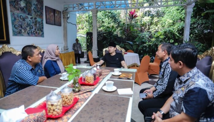 Mahasiswi Asal Trenggalek Lolos Lomba Esai Internasional di Thailand, Inovasinya Bikin Bangga Mas Ipin