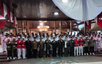 Bukan Sekadar Kibarkan Merah Putih, Ini Pesan Plt Bupati Tulungagung untuk Paskibraka 2026