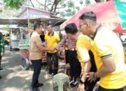 Gladi Bersih HUT RI di GOR Lembu Peteng, Plt Bupati Tulungagung Borong Dagangan UMKM