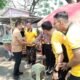 Plt Bupati Tulungagung Ahmad Baharudin saat meninjau Gladi bersih upacara HUT ke-81 dan menyapa para pelaku UMKM