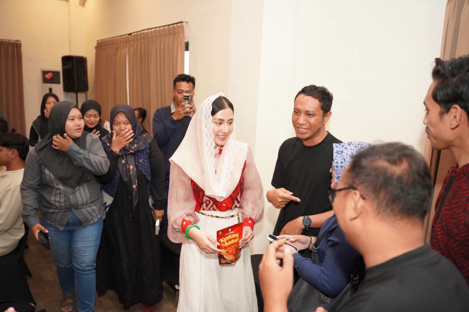 Anggota DPR RI Dapil VII Jatim, Novita Hardini