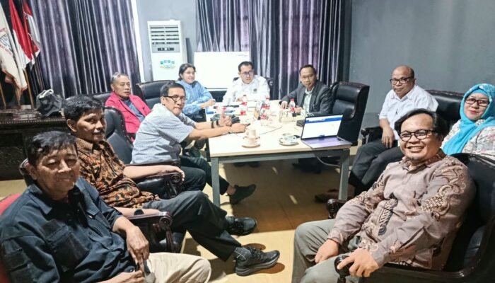 Di Tengah Memanasnya Situasi Politik, SMSI Kukuhkan Pokja Jaga Desa 5 Provinsi
