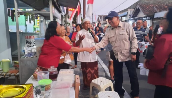 Semarak HUT RI ke-81, Bazar UMKM Sananwetan Jadi Ajang Berbagi dan Bangkitkan Semangat Pedagang