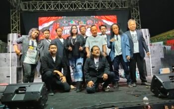 Panggung Merdeka di Ngrebo Meledak! Gajah Mada Rock Dangdut Guncang Sananwetan