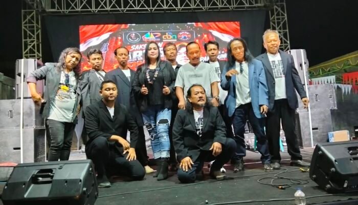 Panggung Merdeka di Ngrebo Meledak! Gajah Mada Rock Dangdut Guncang Sananwetan