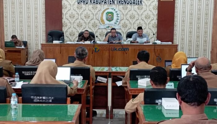 Retribusi Pasar Trenggalek Bakal Disesuaikan, Pansus DPRD Soroti Potensi Kebocoran PAD