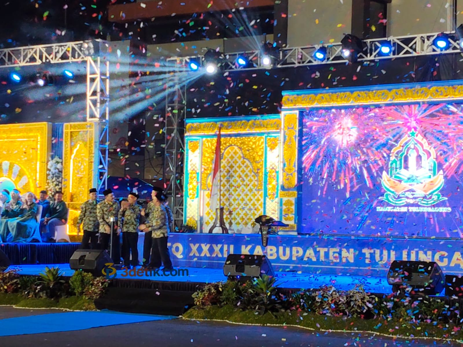MTQ XXXII tingkat Kabupaten Tulungagung resmi dibuka Plt Bupati Tulungagung Ahmad Baharudin di halaman GOR Lembu Peteng