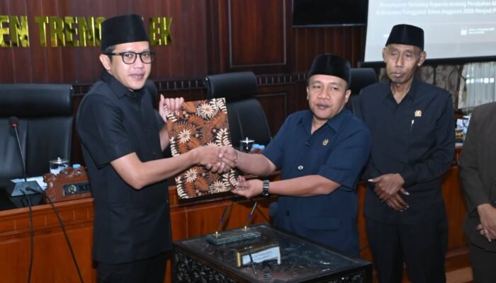 PAPBD Trenggalek 2026 Disahkan, Belanja Modal Naik Rp63,3 Miliar