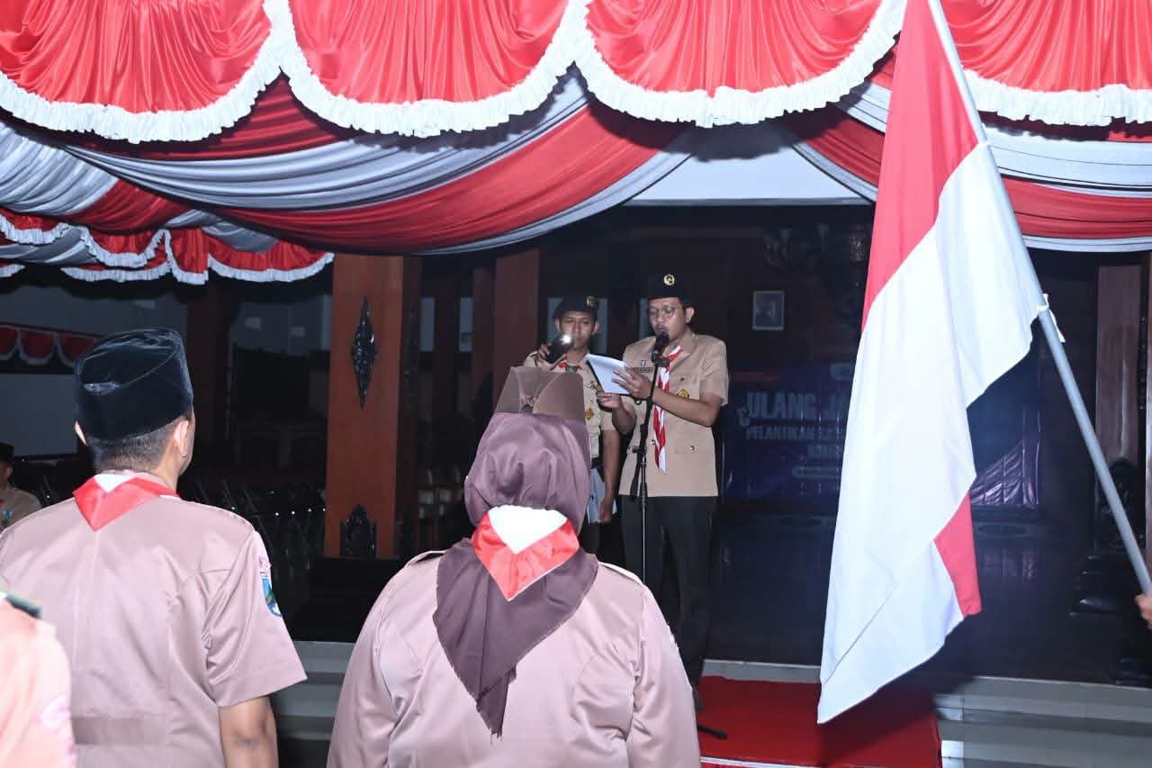 Gerakan Pramuka Trenggalek, Syah Mohamad Natanegara, memimpin Ulang Janji Tri Satya dan Dwi Darma di Pendopo Manggala Praja Nugraha
