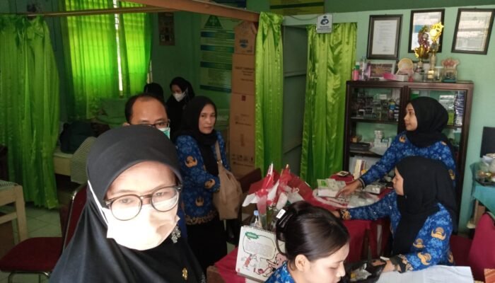 Usai Santap MBG, 200 Siswa dan Guru SMKN 1 Boyolangu Tulungagung Mengeluh Sakit Perut hingga Diare