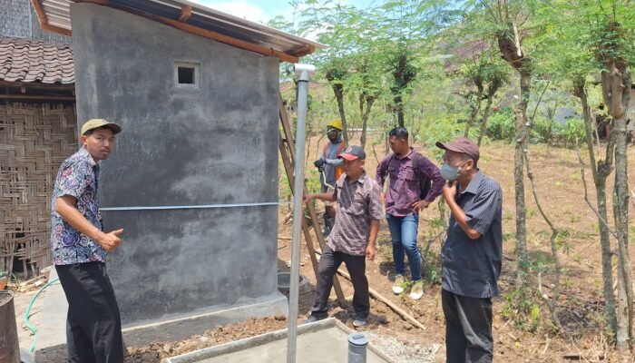 12 Jamban Keluarga Dibangun di Blendis, Progres Proyek Sudah 57 Persen