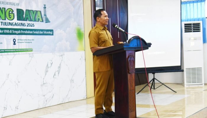Pesan Tegas Plt Bupati Ahmad Baharudin untuk Kader HMI: Cerdas dan Beri Manfaat