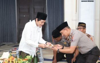 Kapolres Blitar Kota Sambangi Ponpes Mamba’ul Hikam, Gandeng Ulama Jaga Kamtibmas