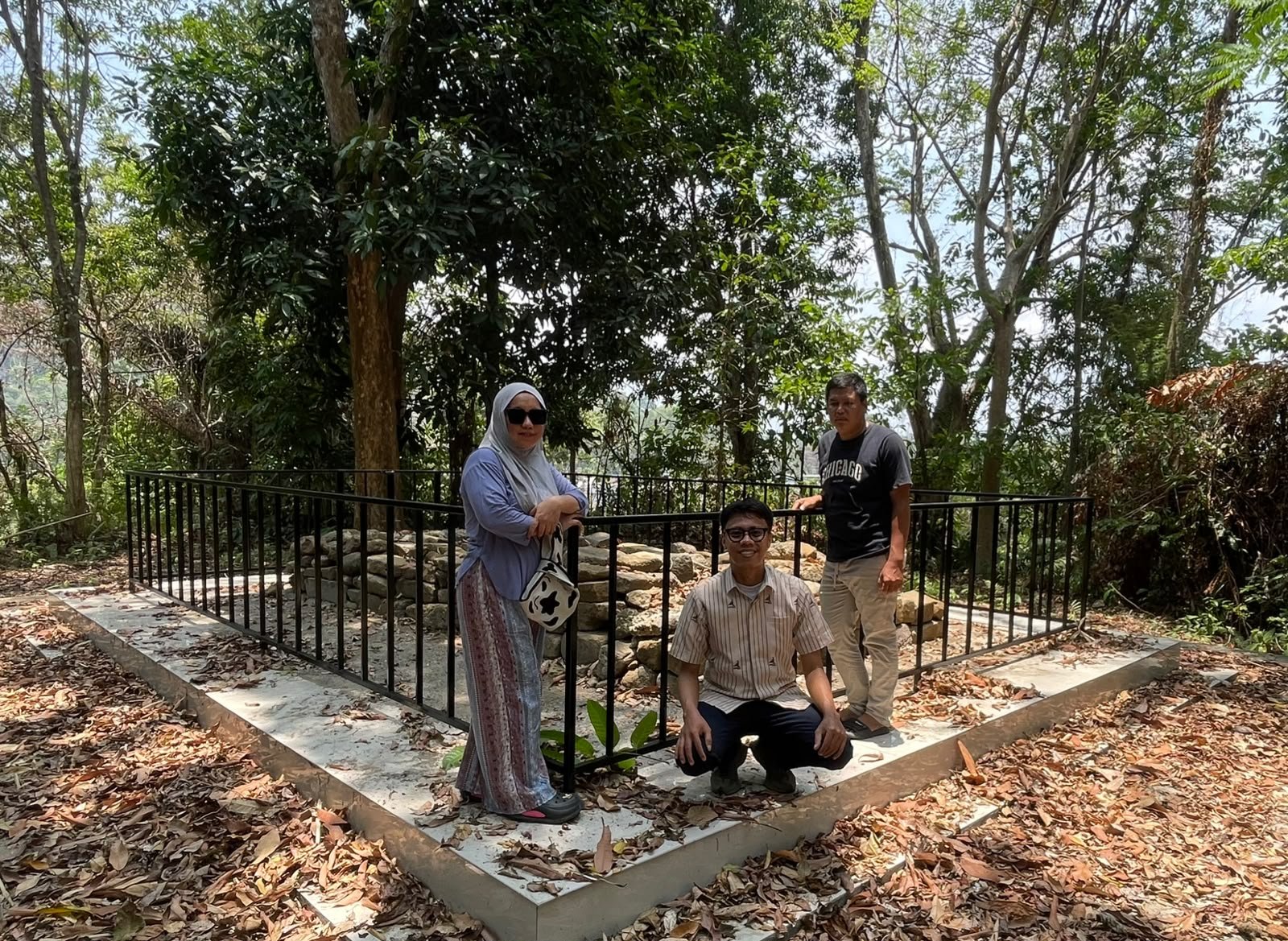 im Badan Penghubung Daerah Sulawesi Barat turun langsung menelusuri makam