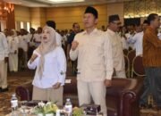 Plt Bupati Ahmad Baharudin, dalam kegiatan Pendidikan Politik Penguatan Struktural di Aula Crown Victoria Hotel