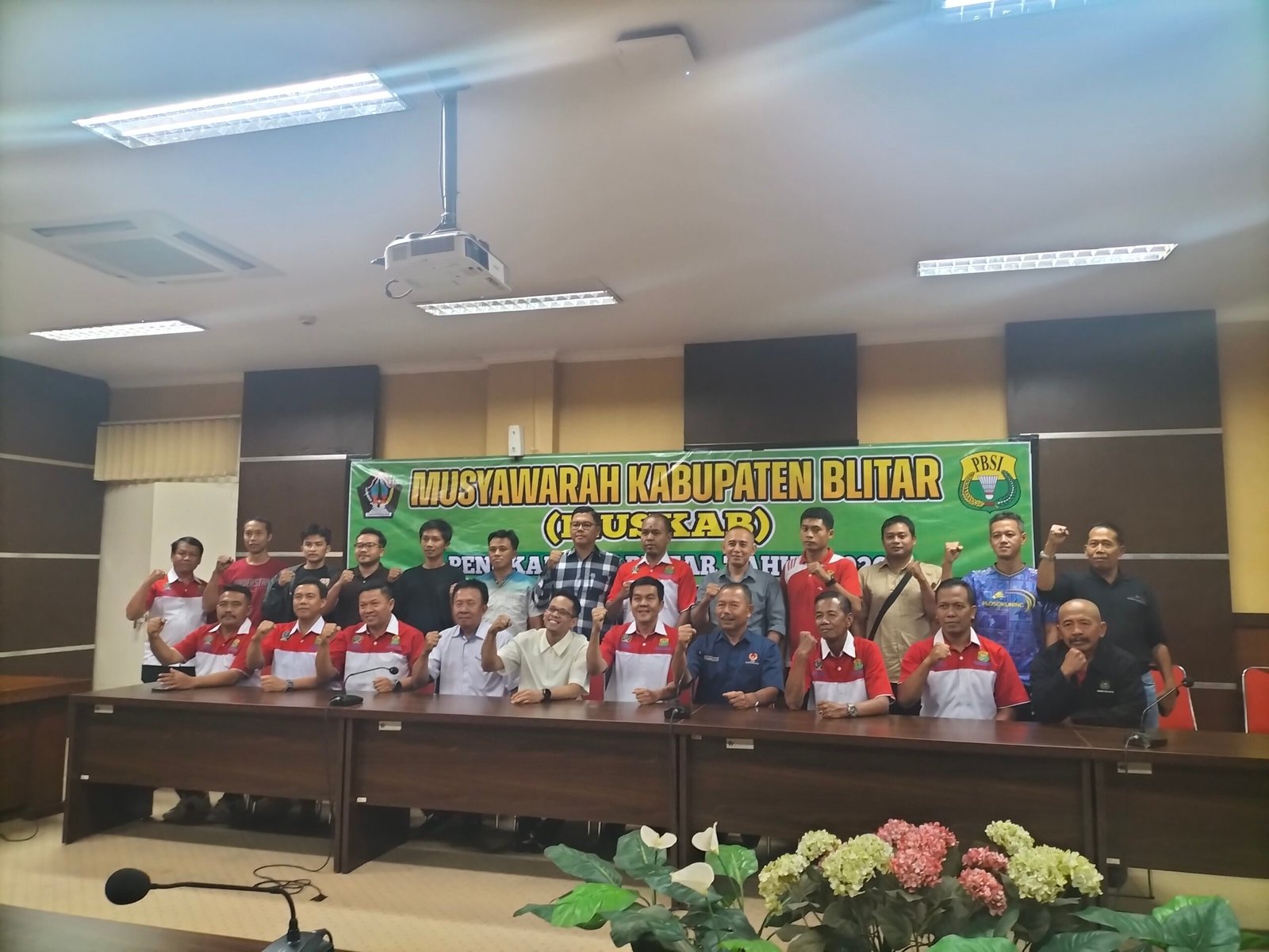 Cak Percil, terpilih secara aklamasi sebagai Ketua PBSI Kabupaten Blitar periode 2026–2031