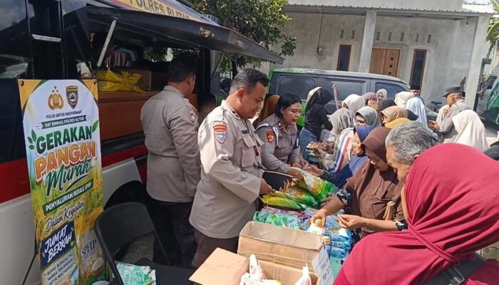 Polres Blitar Jemput Bola ke Margomulyo, Warga Bisa Urus SIM hingga Dapat Sayur Gratis