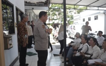Persoalan ketenagakerjaan menjadi perhatian Polres Blitar. Kapolres Blitar AKBP Ardhy Zul Hasbih Nasution