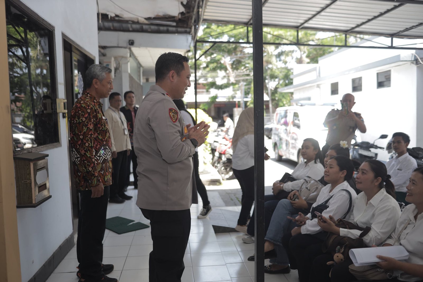 Persoalan ketenagakerjaan menjadi perhatian Polres Blitar. Kapolres Blitar AKBP Ardhy Zul Hasbih Nasution