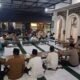 Kapolres Blitar AKBP Ardhy Zul Hasbih Nasution memilih mendekatkan diri kepada masyarakat melalui Sholat Subuh Keliling di Masjid Al Badar