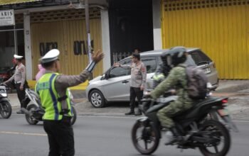 Kapolres Blitar Turun ke Jalan, Pantau Arus Lalu Lintas di Talun hingga Kanigoro