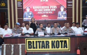 Operasi Sikat Semeru 2026, Polres Blitar Kota Bongkar 15 Kasus dan Amankan 17 Tersangka