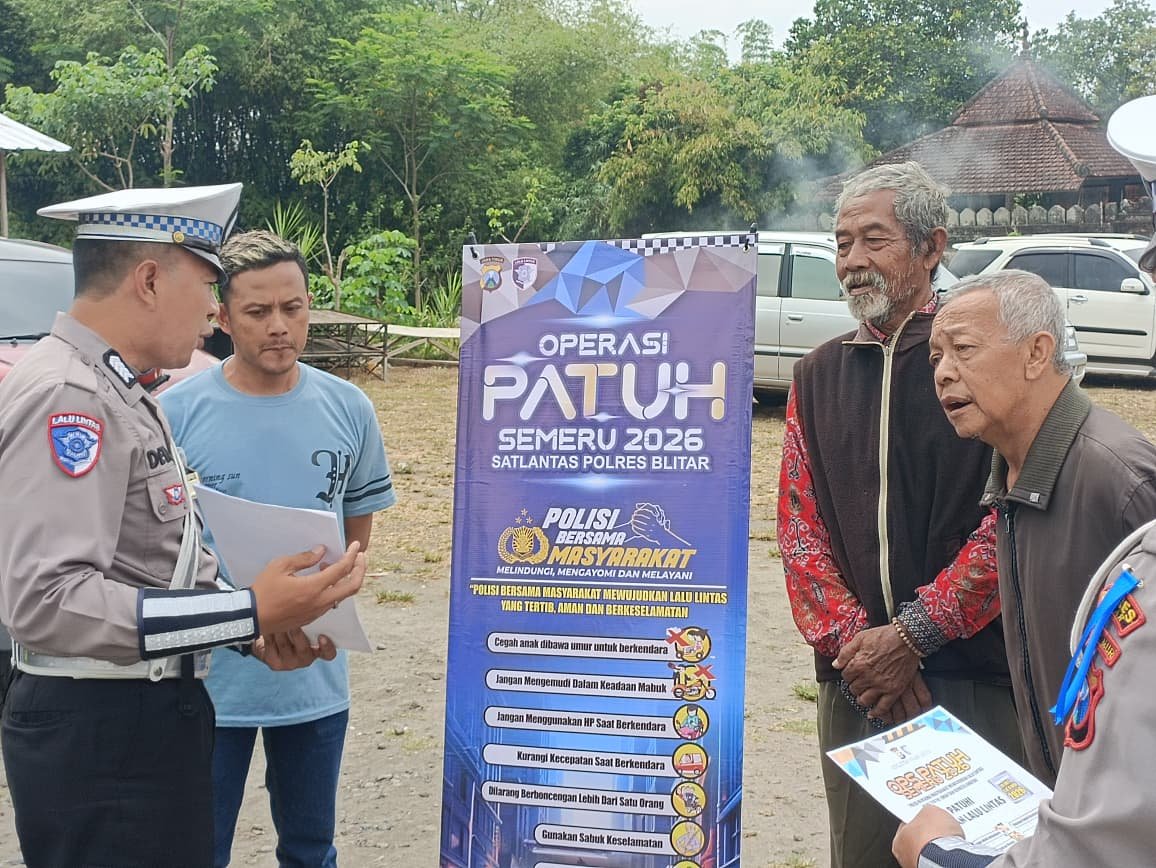 Satlantas Polres Blitar turun langsung ke Terminal Kesamben dan Pos KAI Brongkos