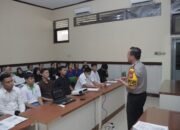 Kapolres Blitar AKBP Ardhy Zul Hasbih Nasution turun langsung menjalin koordinasi dengan Dinas Ketenagakerjaan